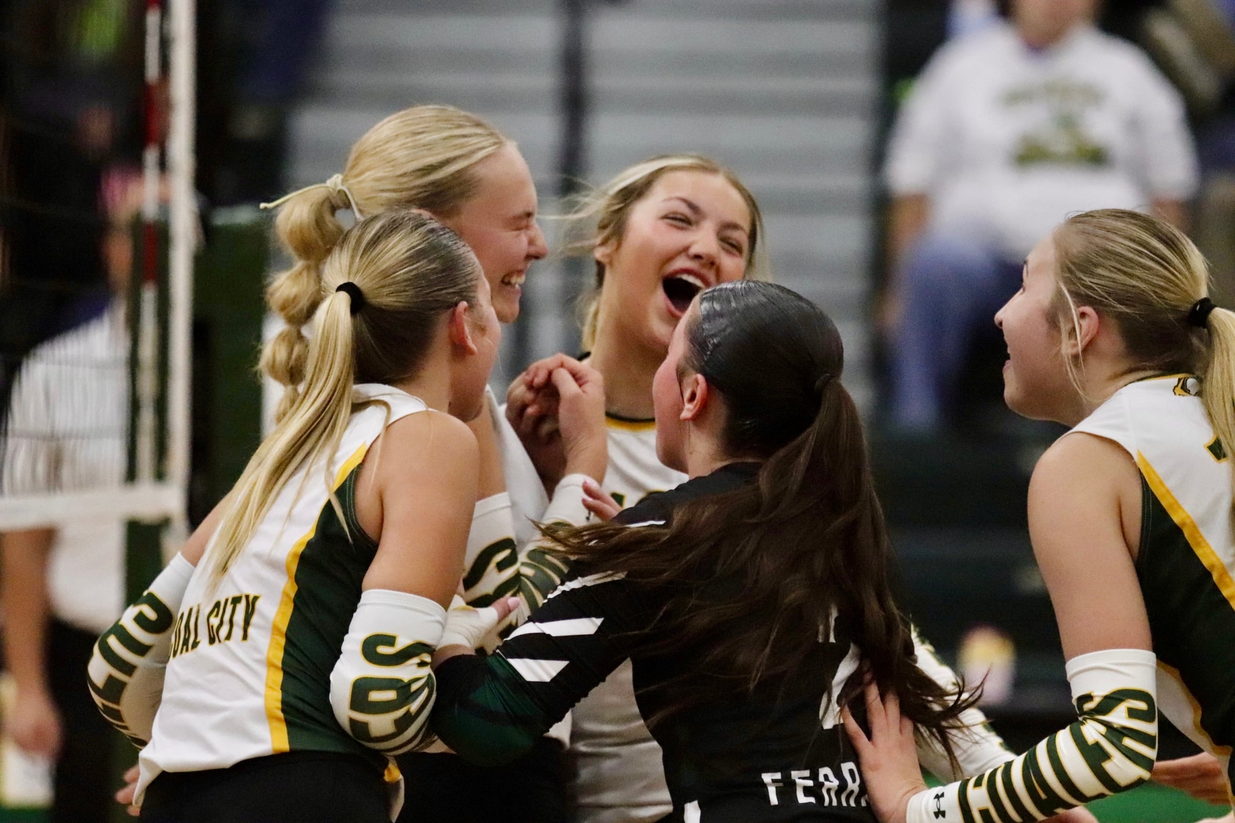 Coal City in control throughout straight-sets 2A regional title win over Seneca — Wheaton Arts news