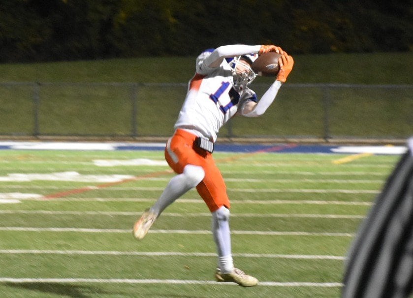 Genoa-Kingston, Hiawatha seasons end with playoff losses: Daily Chronicle football roundup — Wheaton Sports news