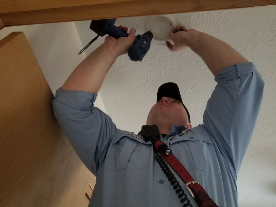 Illinois residents urged to test smoke alarms while turning back clocks this weekend — Wheaton Real Estate news